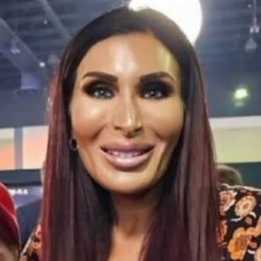 icon for Laura Loomer