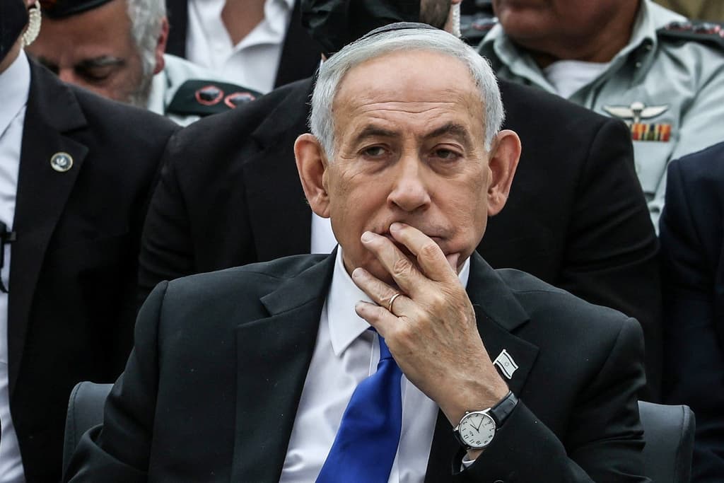 icon for Will Netanyahu announce his retirement from politics by March 31, 2027?
